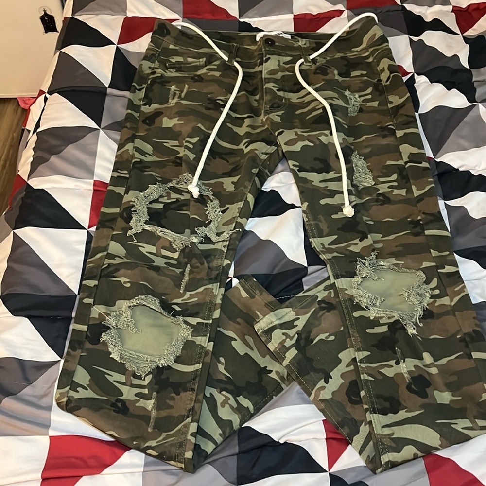 Mens camouflage pants 🔥